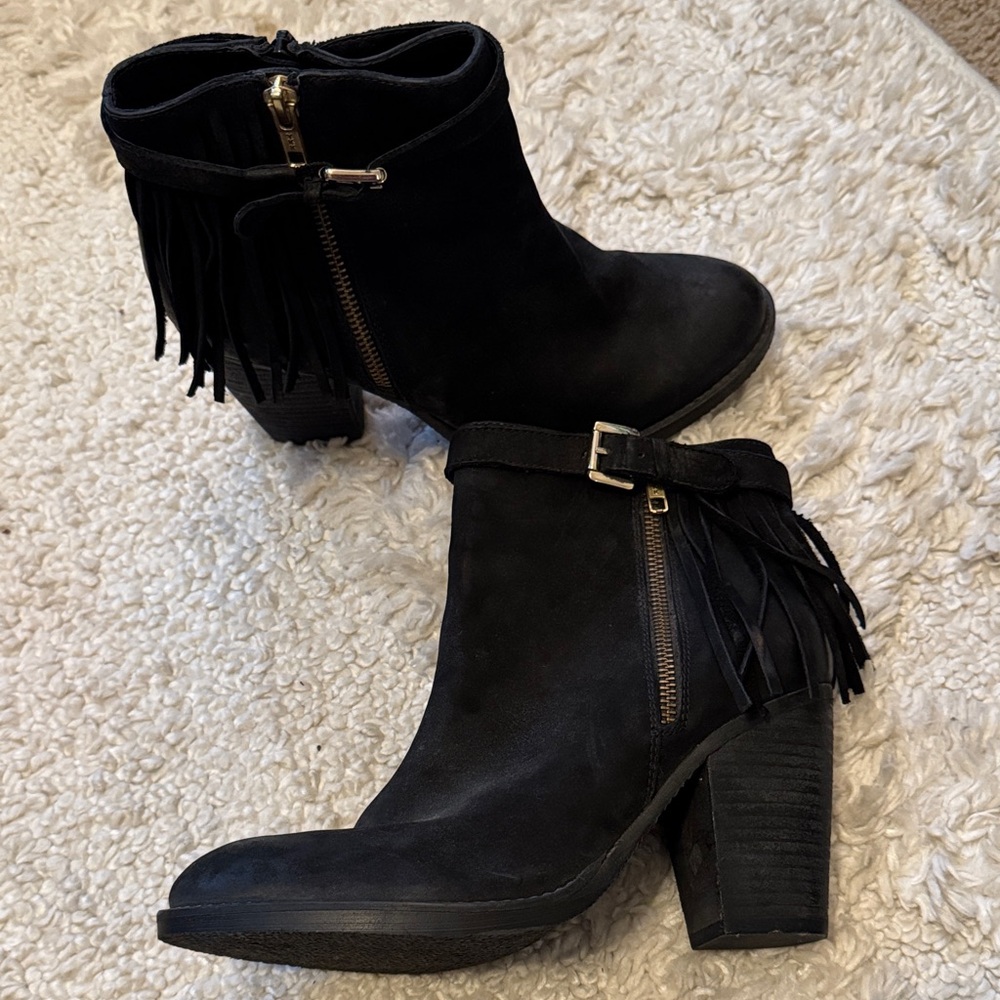 Black Suede Fringe Ankle Boots w Heel- Steve Madden Size 9